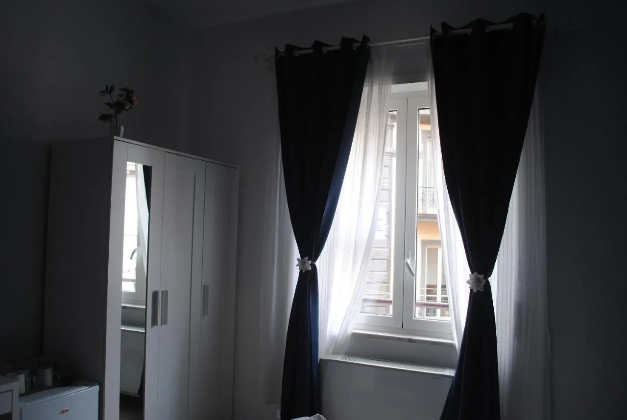 Molo 5 Bed and Breakfast Neapel Bed & Breakfast