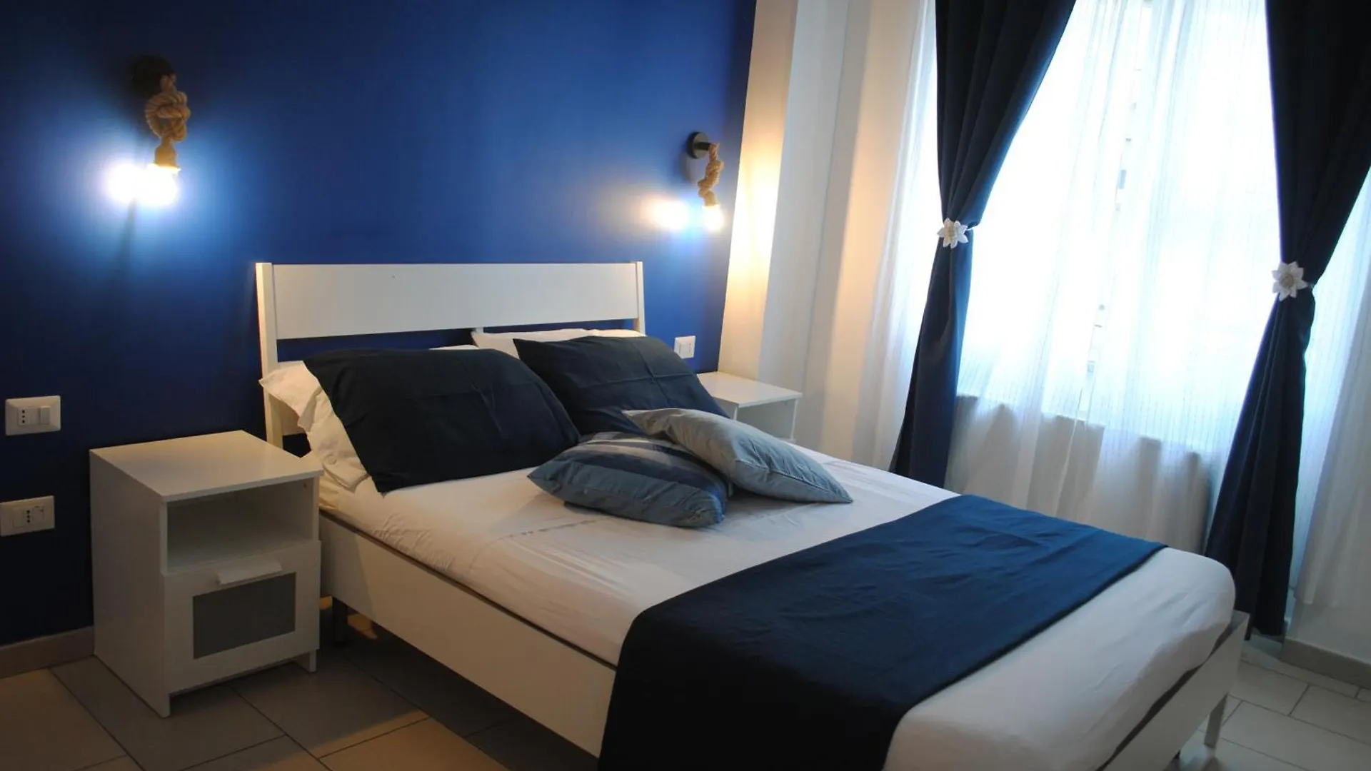 Molo 5 Bed and Breakfast Neapel Italien
